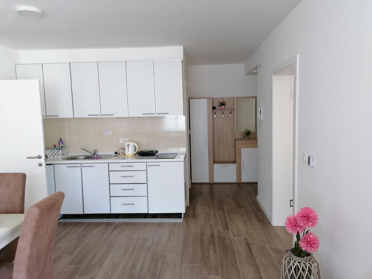 Riki Dream Apartamento Dobra Voda Exterior foto